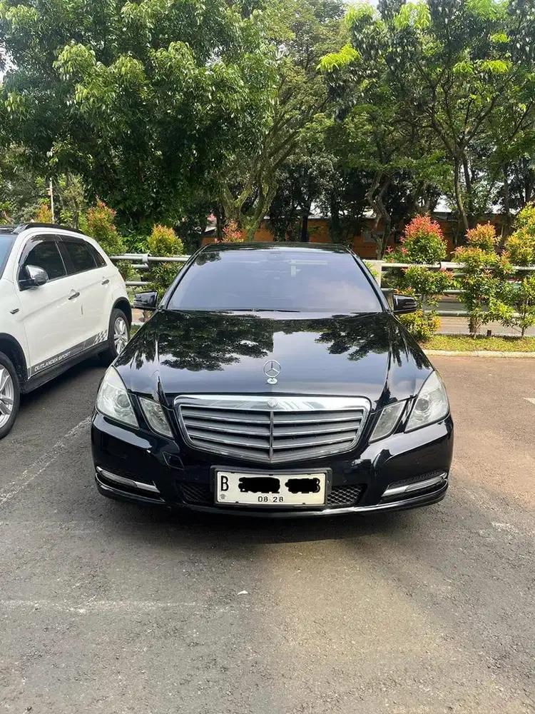 Mercedes-Benz E200 2013 Bensin