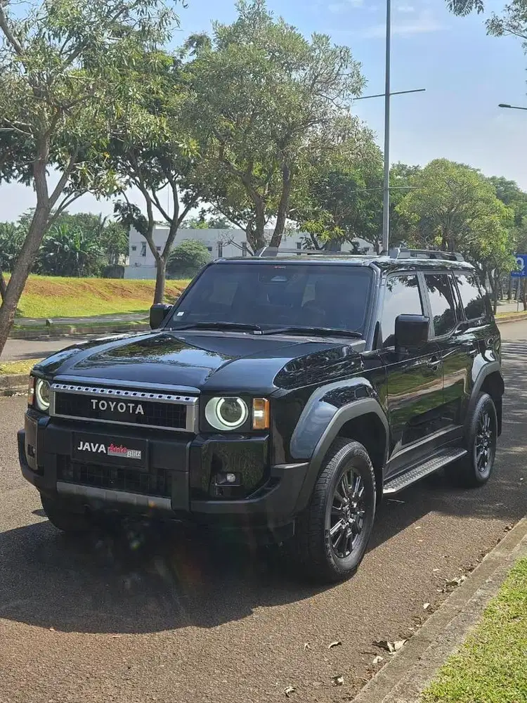 TOYOTA LAND CRUISER VX 2.7 AT BENSIN