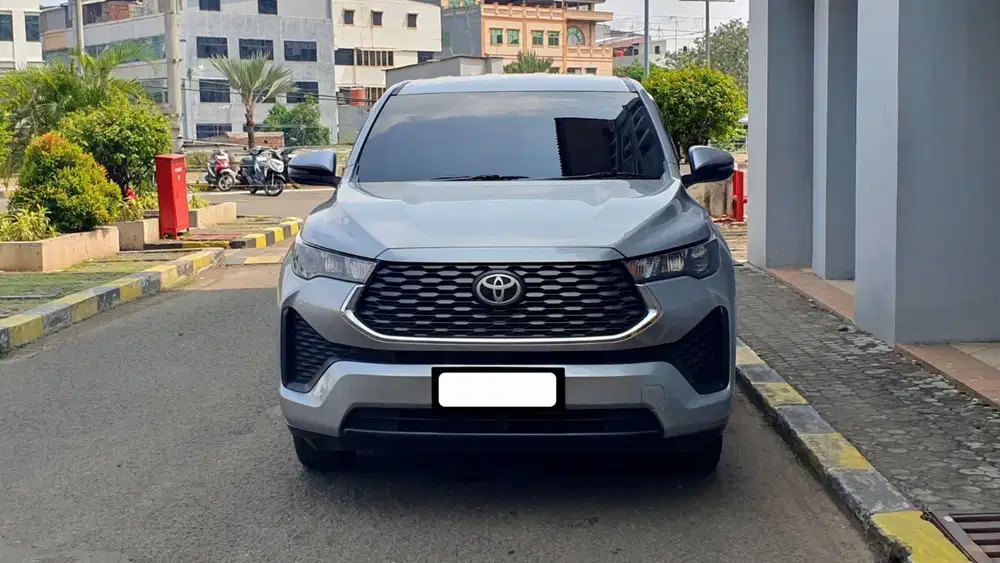 Km 16rb toyota kijang innova zenix g bensin non hybrid 2024 silver