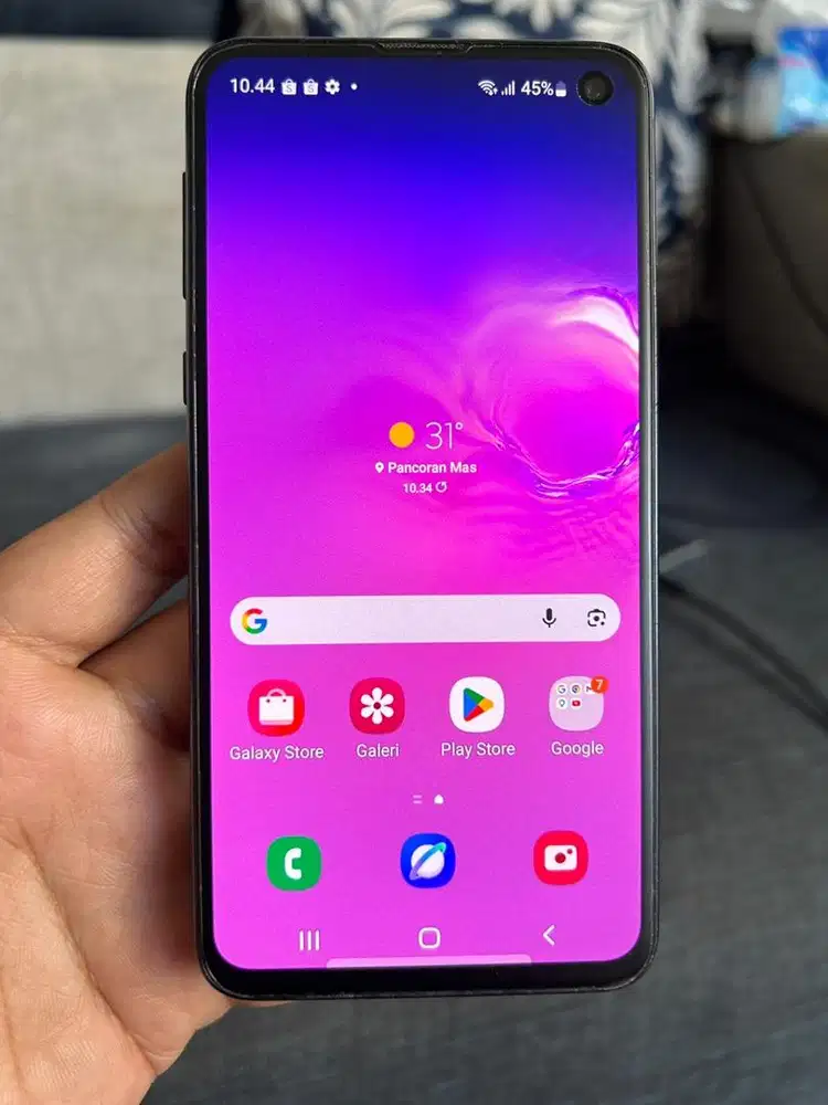 Samsung s10e 6/128gb minus ringan