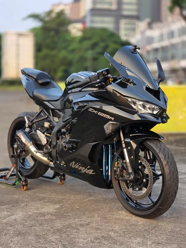 Kawasaki ZX25R NON ABS KM 1000