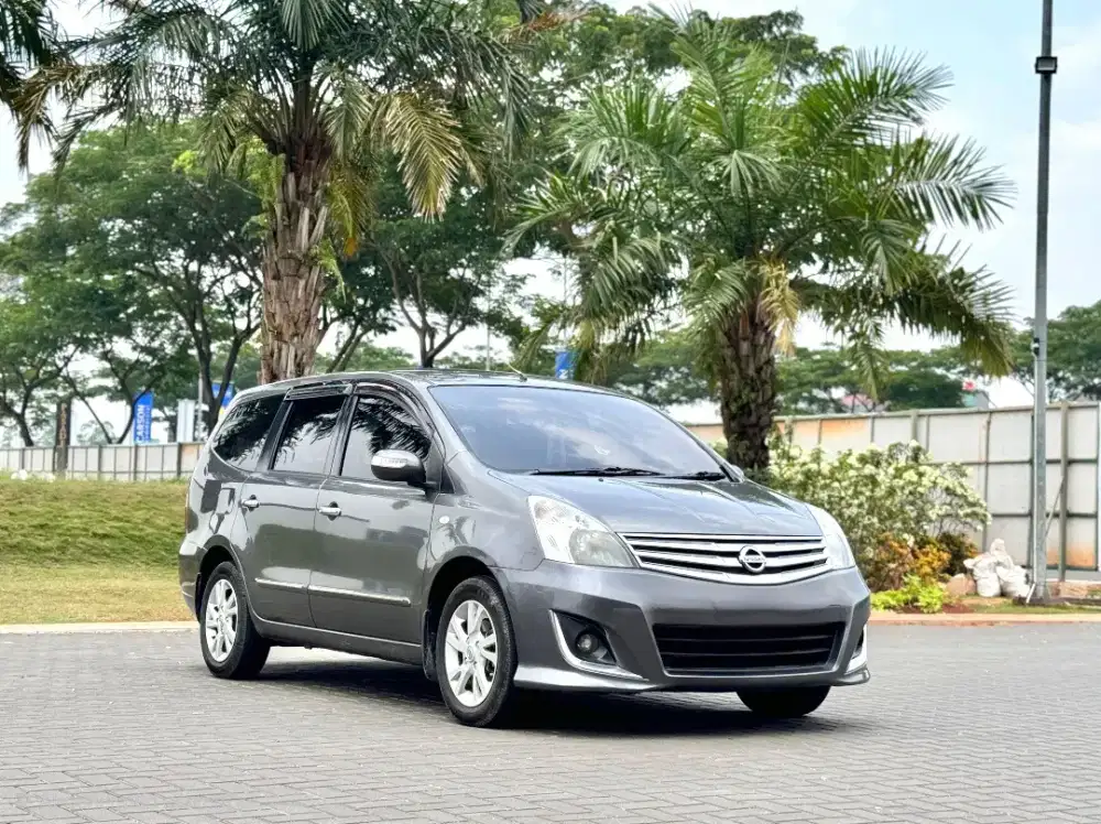 Grand Livina 1.5 XV AT Ultimate 2013