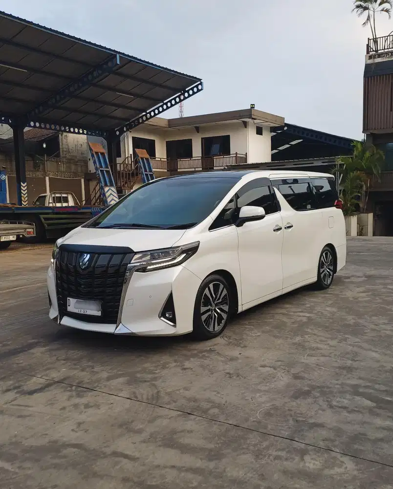 Toyota Alphard 2.5 G Facelift 2018 • LOW KILOMETER 47.xxx •