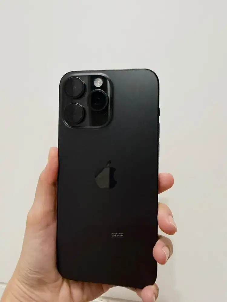 Iphone 15 promax 256gb black titanium