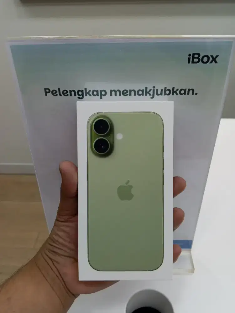 Kredit iPhone 17 garansi iBox