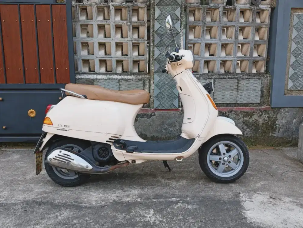 Vespa matic LX125 2V