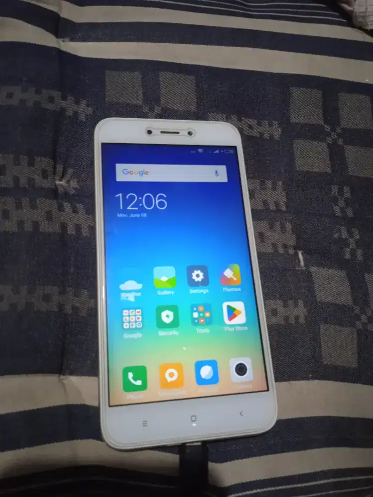 REDMI 5A 2 16gb 4G LTE