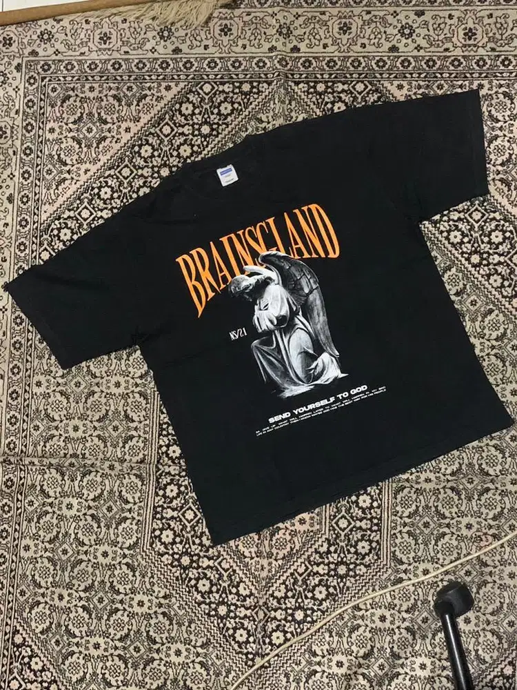 Kaos Oversized Brainsgland Graphic Tee
