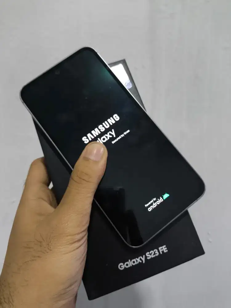 Samsung s23 fe 8/256