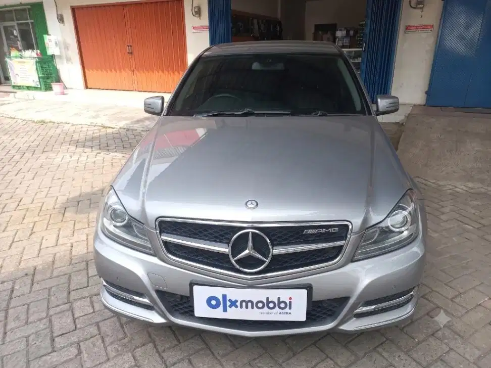 LOW DP Mercedes-Benz C200 1.8 CGI Avantgarde Bensin-AT 2011 0UB