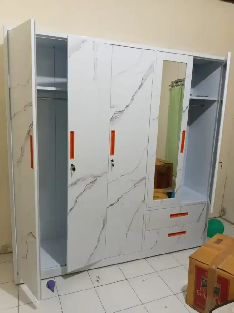 Dijual kasur dan lemari