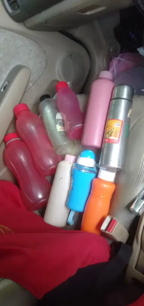 Di jual semua macam botol dll murah meriah aja