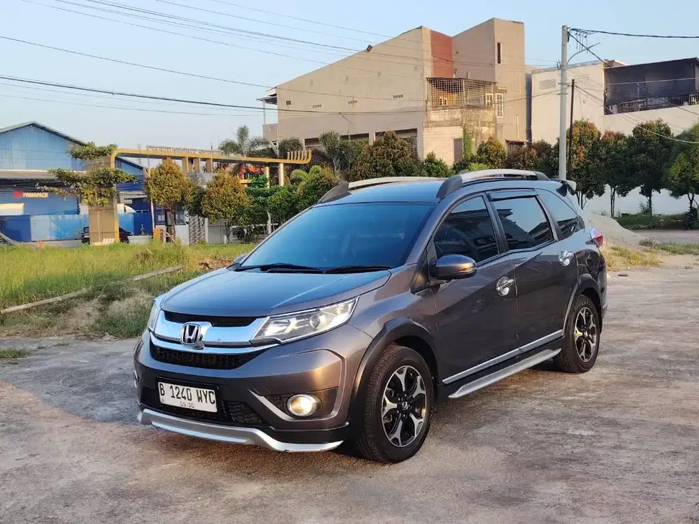 BRV E CVT Prestige Matic 2017 dp murah kredit lebih asyik