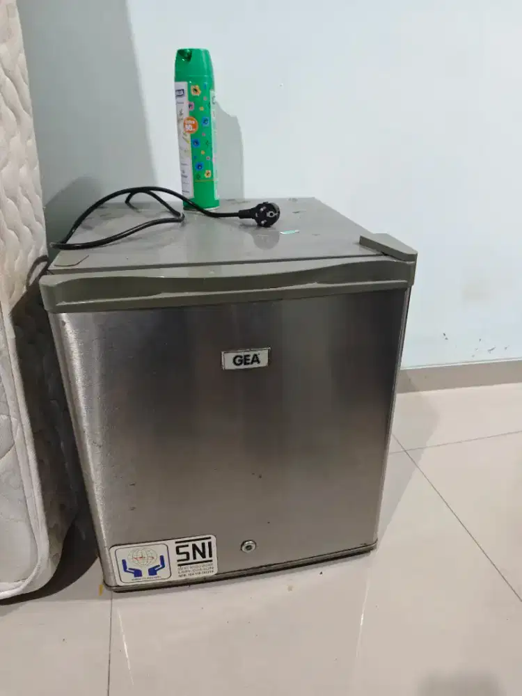 Kulkas Mini gea
