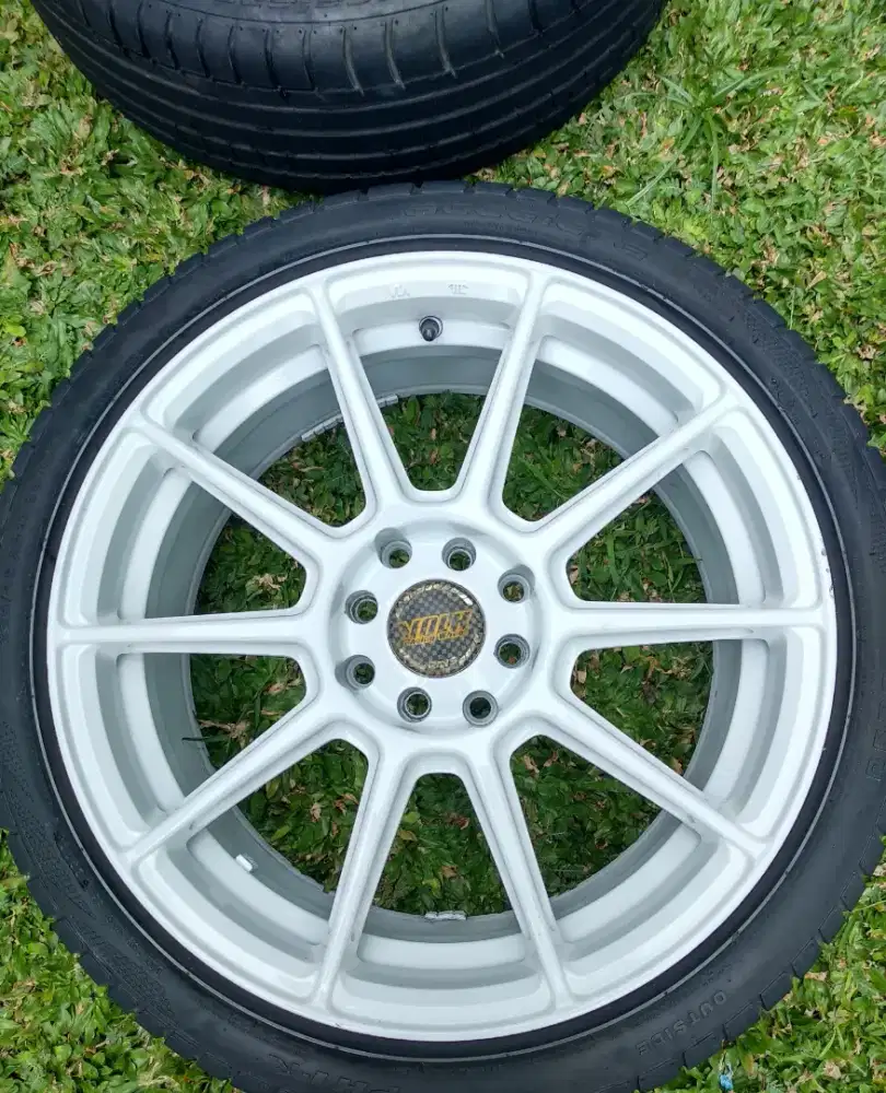 Velg Racing Rays ring 17 putih muraah