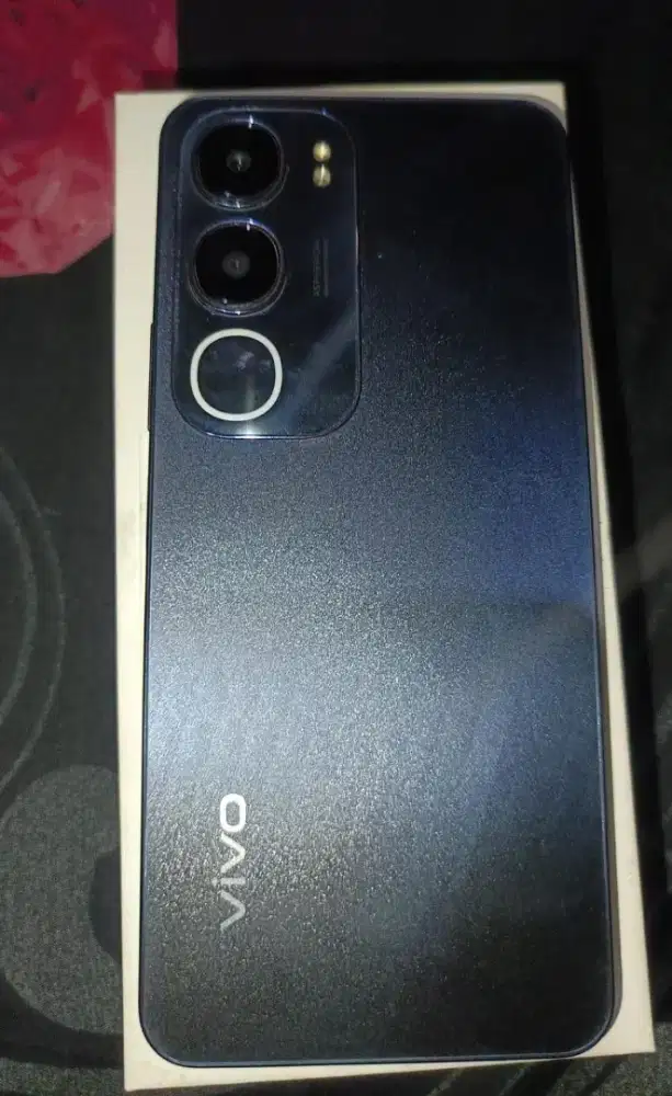 Vivo y19s Ram4/128