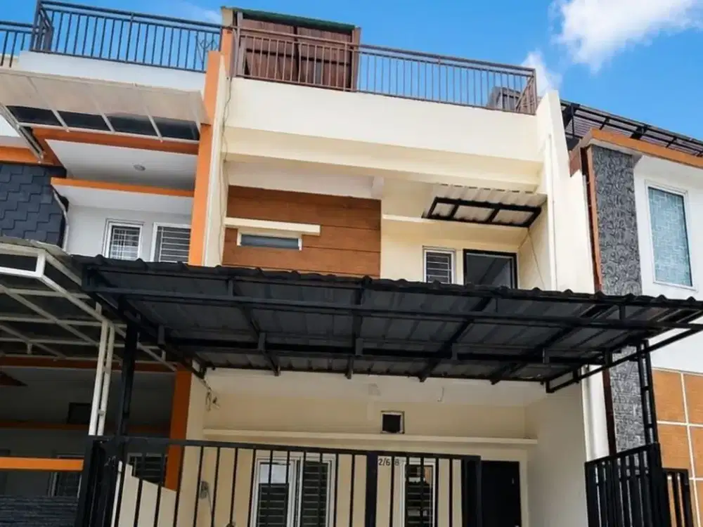 DIJUAL RUMAH SIAP HUNI 3 LANTAI CITRA 2 EXT JAKARTA BARAT