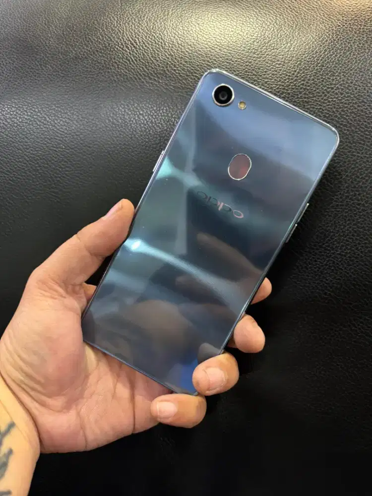 Oppo F7 Ram 4/64 Mulus Pemakaian Sehari Hari