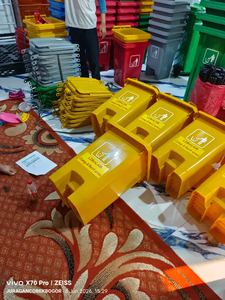 Pabrik tempat sampah fiberglass dan HDPE