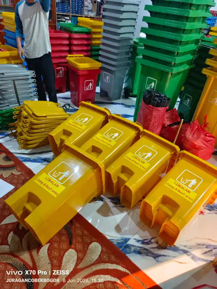 Pabrik tempat sampah fiberglass dan HDPE
