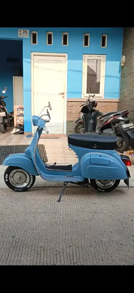 VESPA SUPER 70 tahun 1970