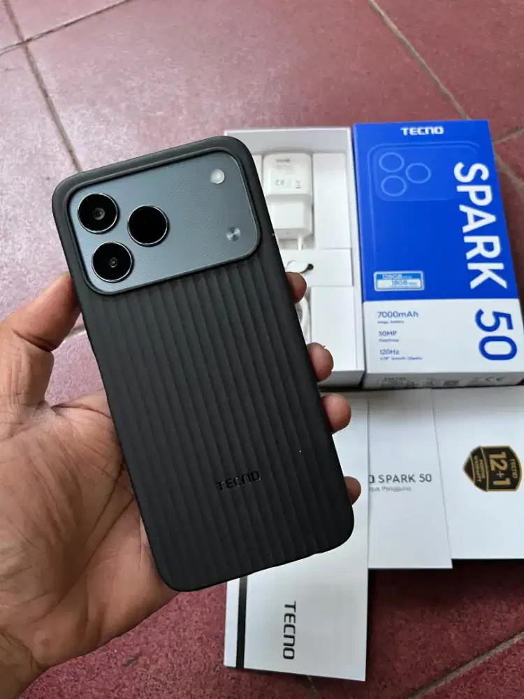 Tecno Spark 50 6/128gb
Fullset