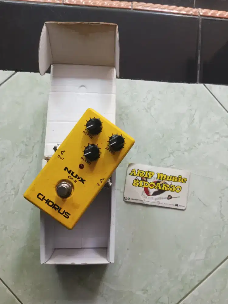 Efek gitar NUX CHORUS CH-3