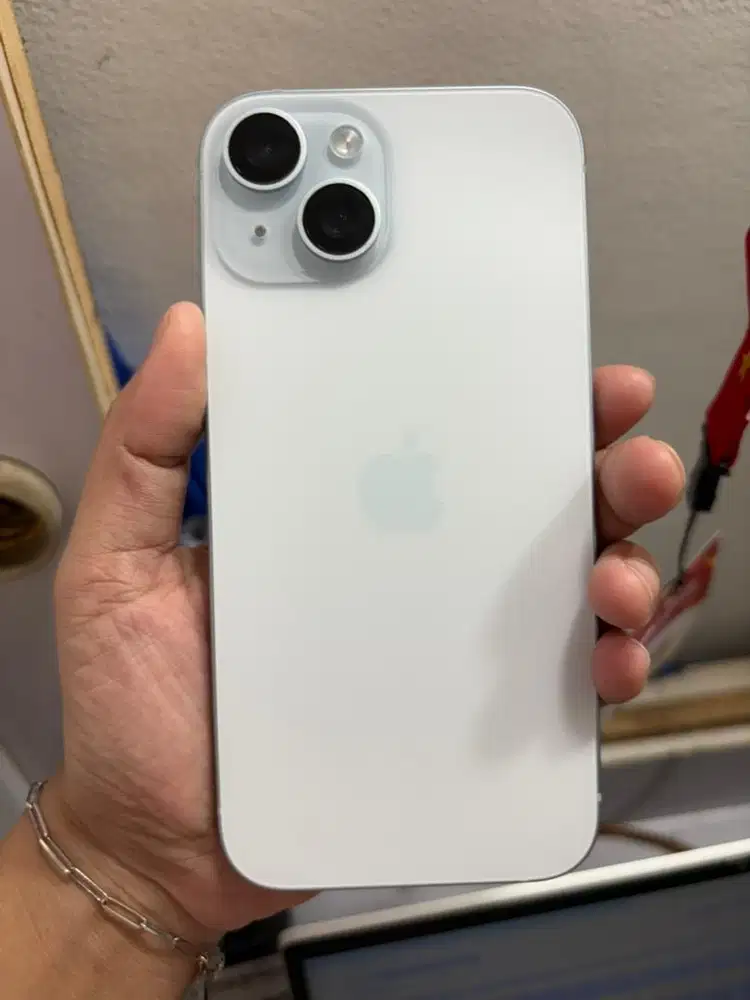 iphone 15 128gb ibox garansi 2027