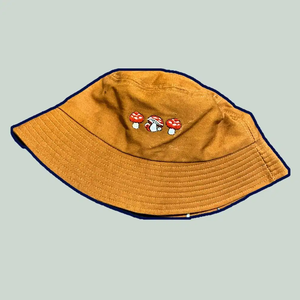 Topi / Bucket hat