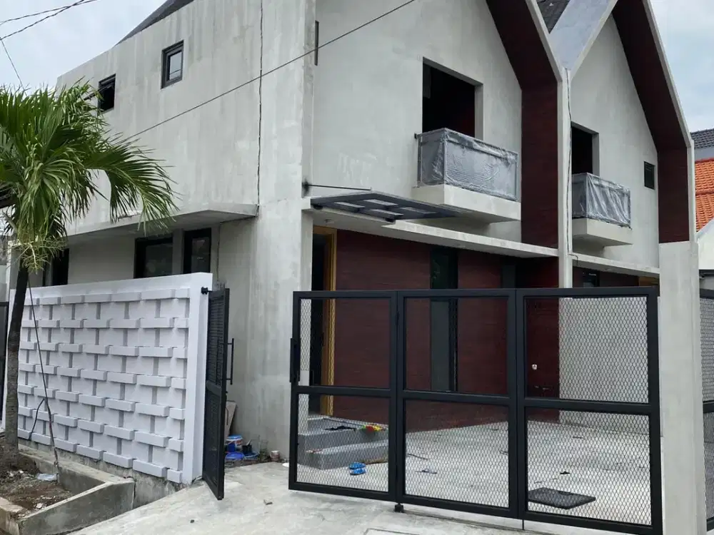 Rumah Kutisari Indah Utara