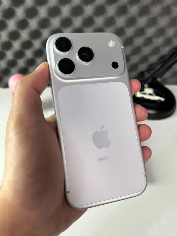 iPhone 17 Pro 256GB Silver iBox