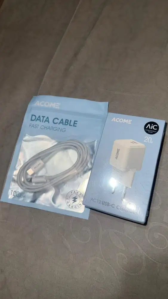 Acome iPhone Fast Charger