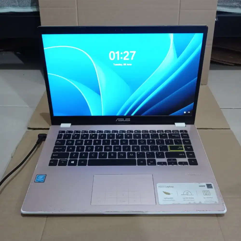 Dijual Cepat Asus E410M Celeron N4020 Ram 4 GB SSD 512 GB Backlight