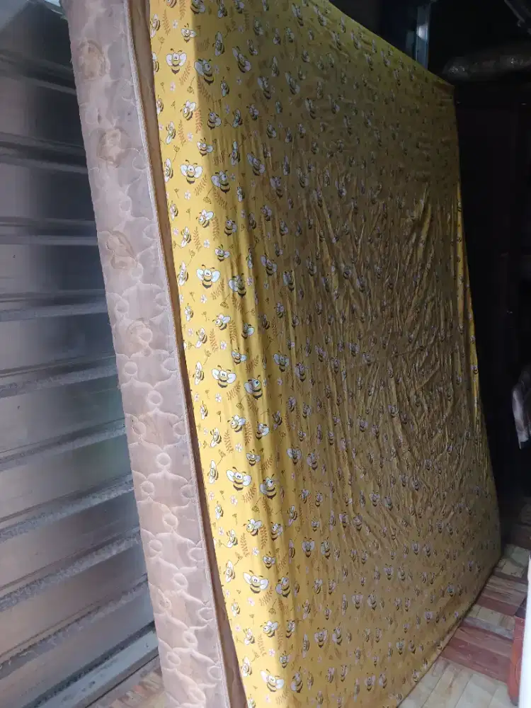 Kasur busa ex royal bonus sprei kuning + divan