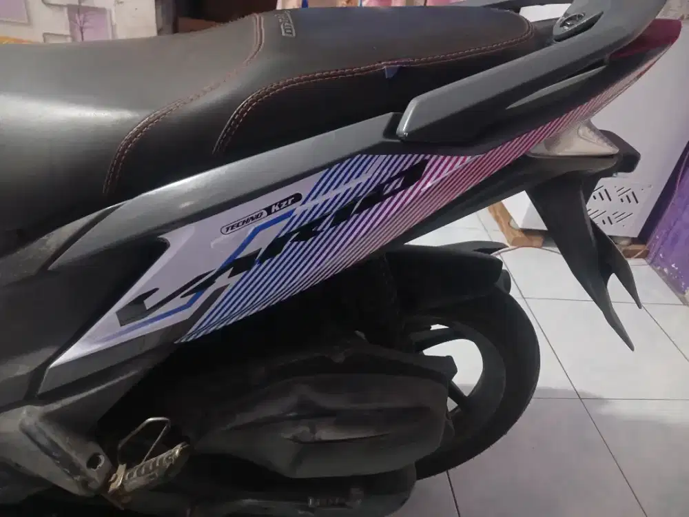 Vario 125 kyr surat lengkap  mesin juoz halus sehat normal jaya