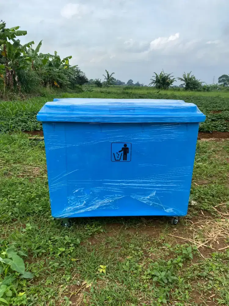Tong Sampah Fiberglas ukuran 660 liter