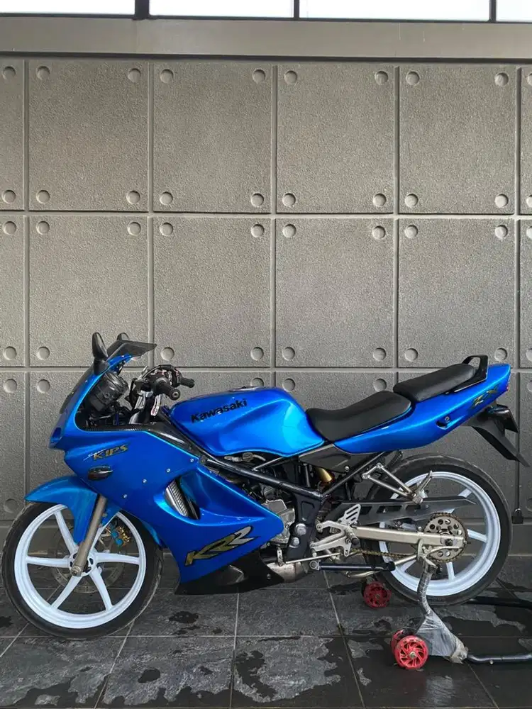 Kawasaki Ninja RR ZX CBU 2004 biru komplit tt bt ninja ss
