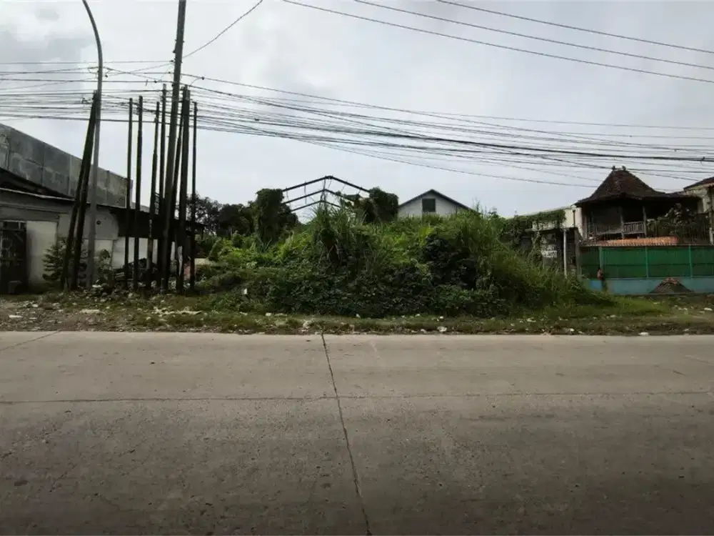 TANAH KOMERSIAL DEPAN SAFANA TOUR HAJI