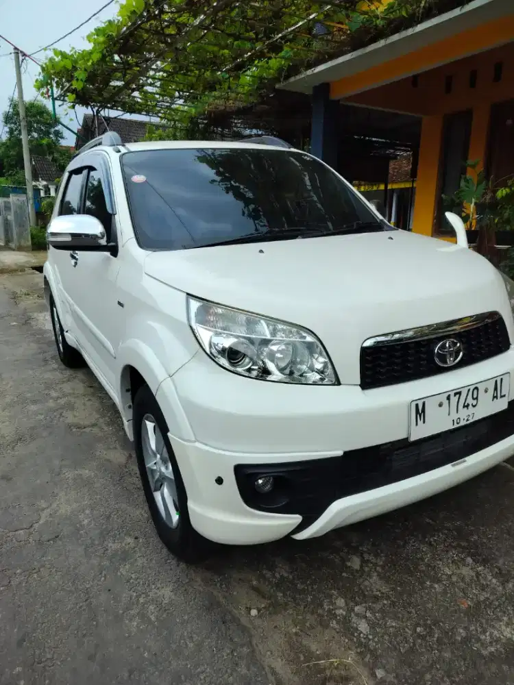 Toyota Rush 1,5 S A/T Tahun 2014