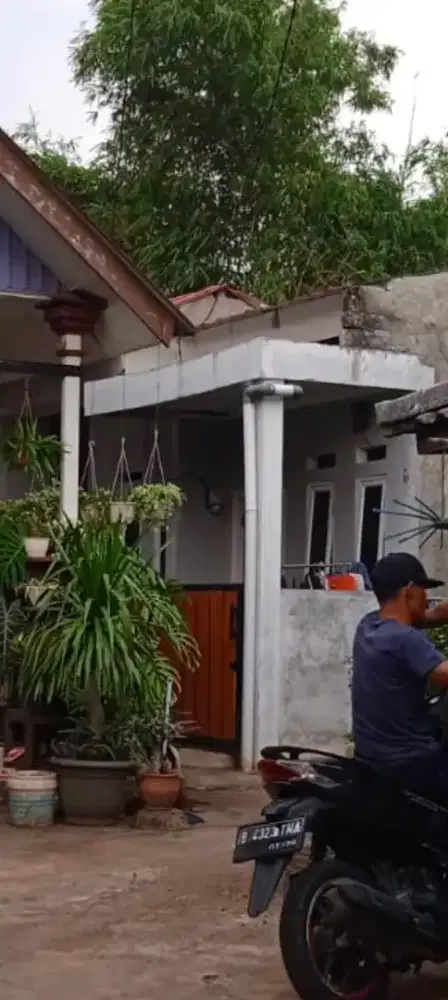 Rumah second dijual Cimanggis Depok 300jt nego