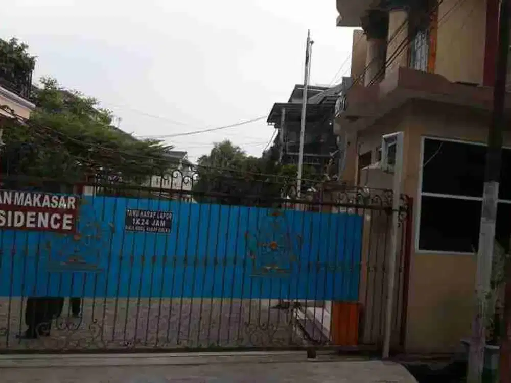 tanah ngangong di perumaham taman makasar residen halim jakarta timur