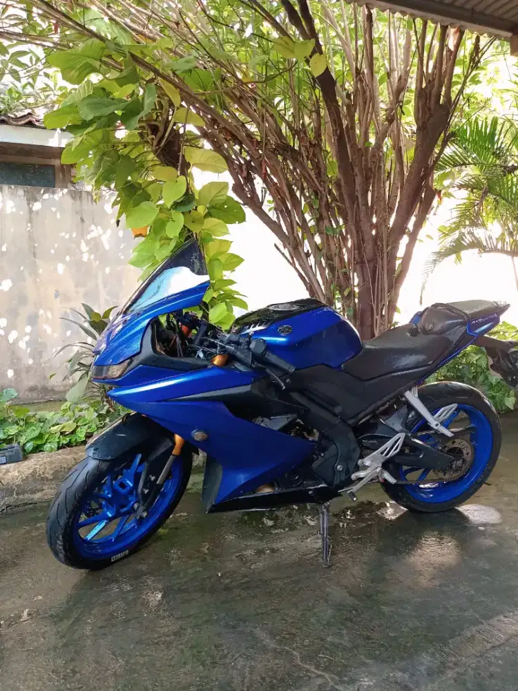 R15 V3 2019 BIRU HITAM