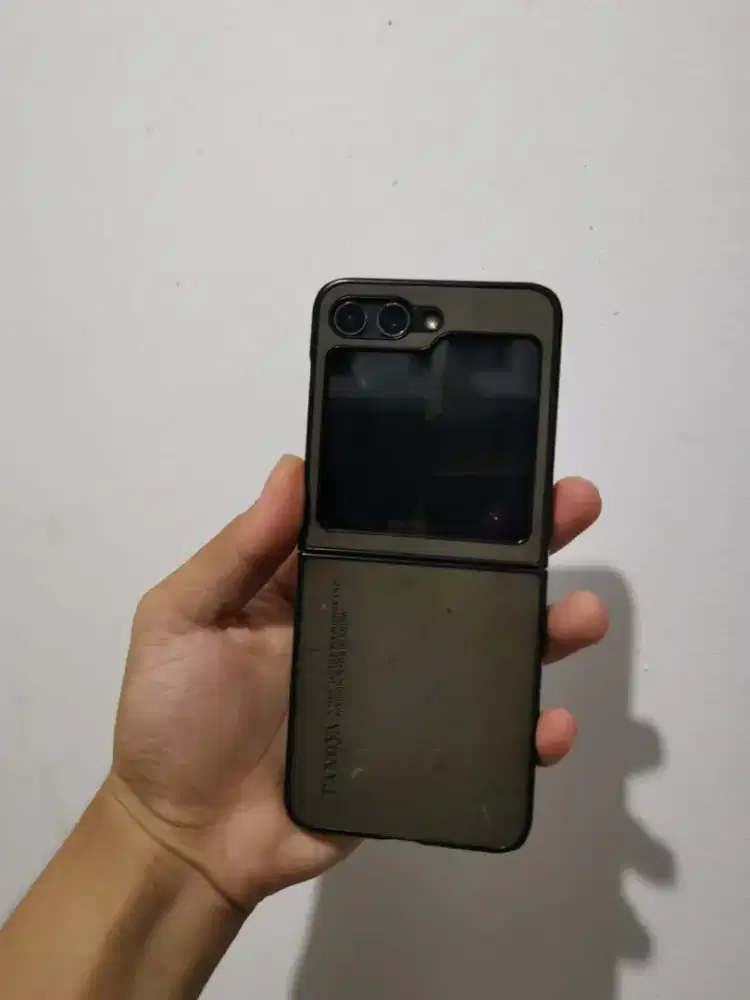 HP SAMSUNG Z flip 5 sein