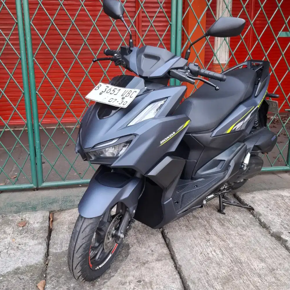 Honda vario 160 cbs 2025 dp 1juta