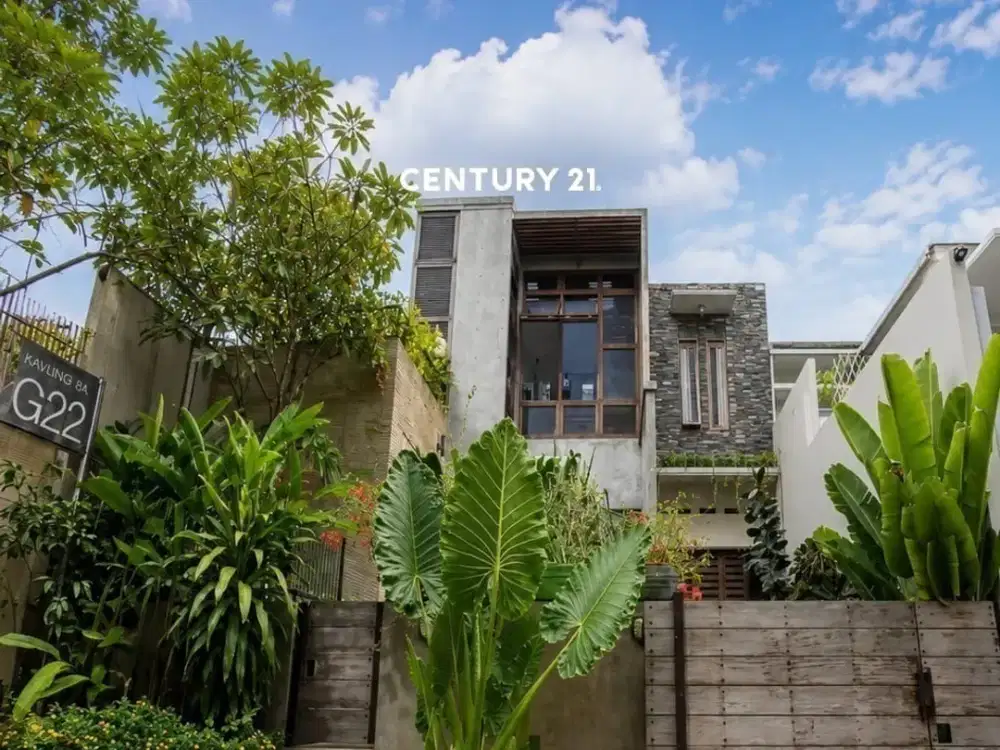 Rumah 3 Lantai Ada Swimming Pool Di Jaksel RN 18392