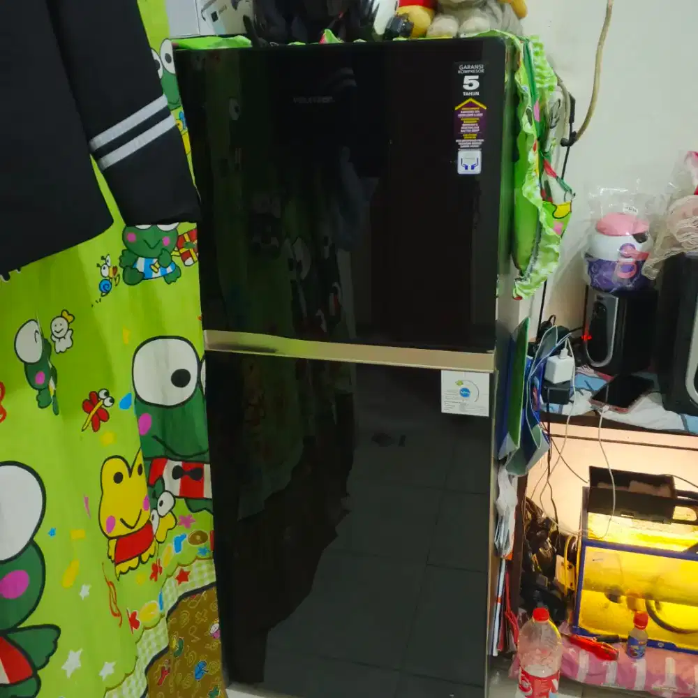 Kulkas Polytron 2 pintu