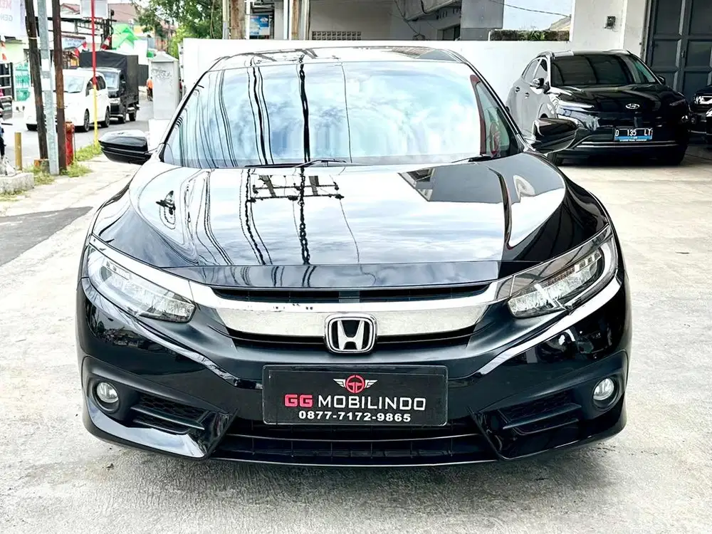 Honda Civic 1.5 TC ES CVT Automatic Th 2018