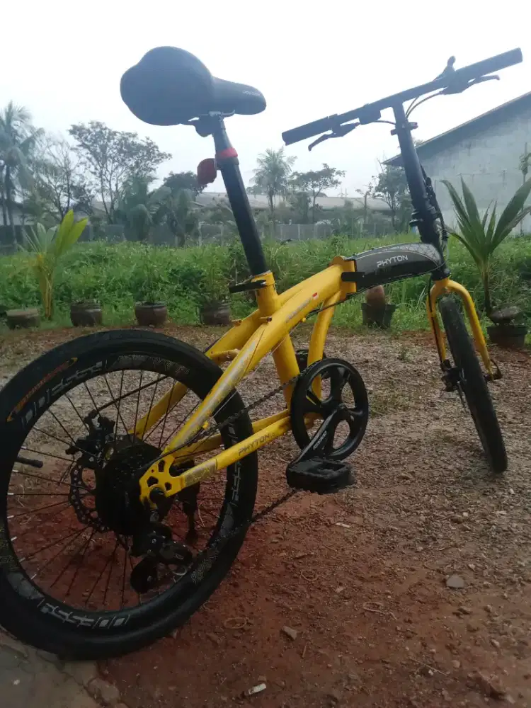 Sepeda lipat odesy phyton