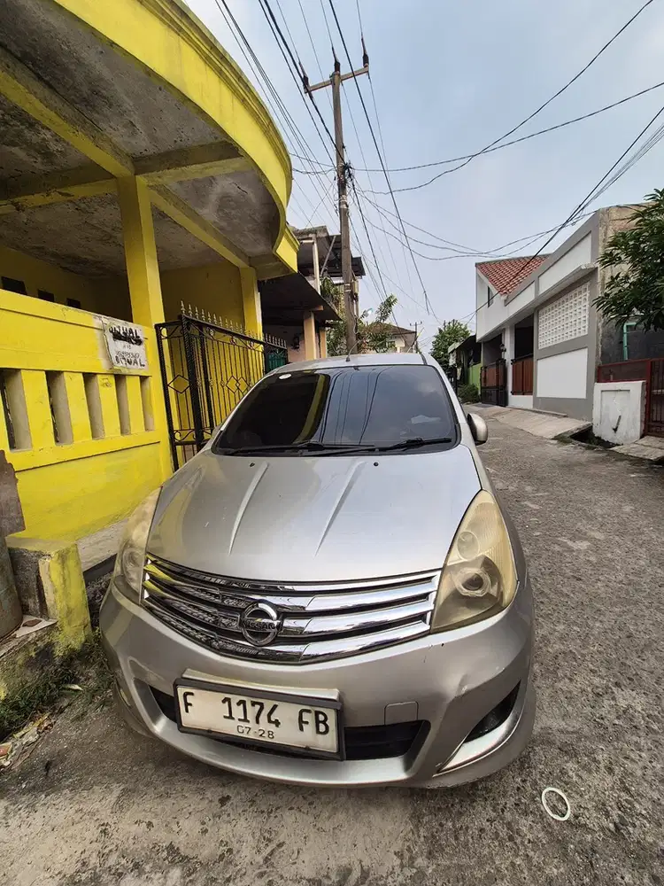 Nissan Grand livina 2013 Matic AT Bensin