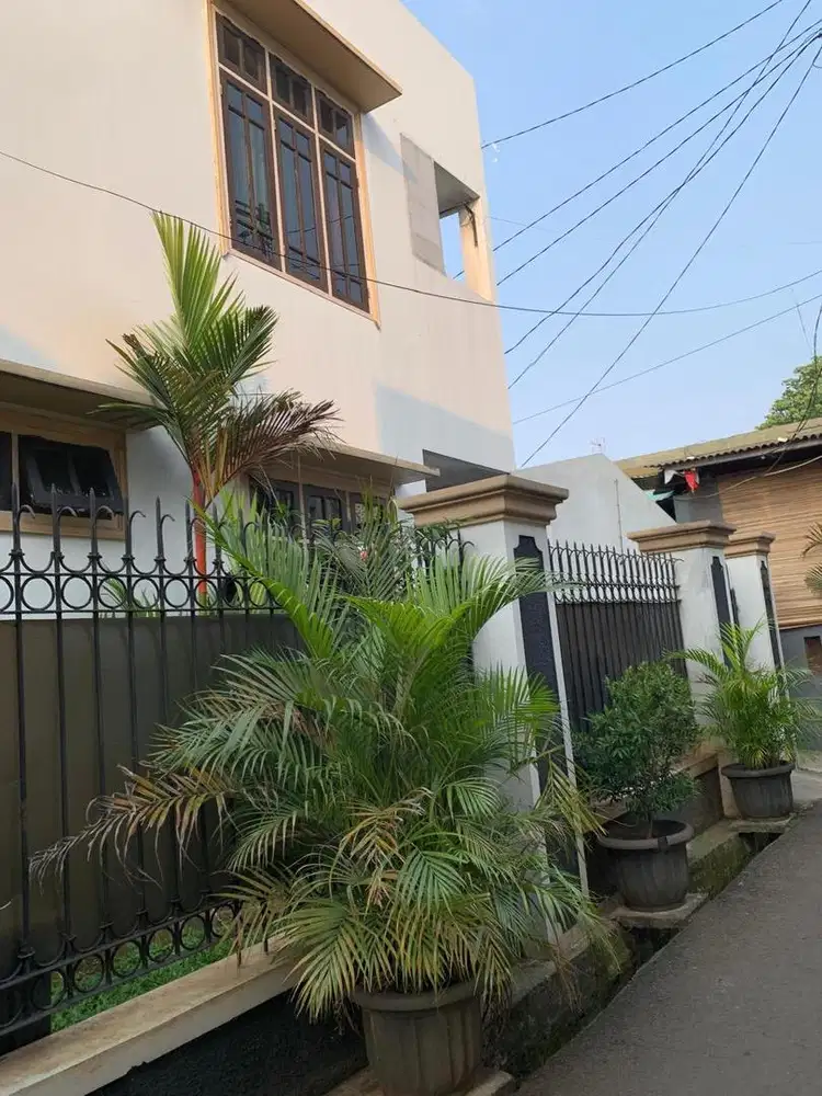 KONTRAKAN PASUTRI
